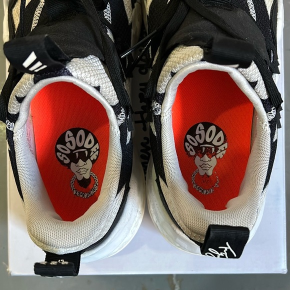 Adidas Trae Young 1 x So So Def Recordings - Picture 8 of 12